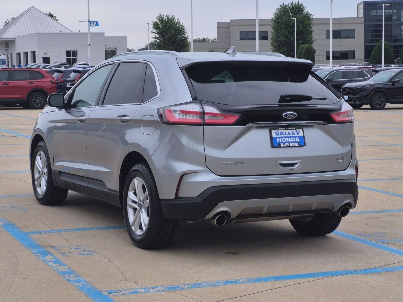 Used 2020 Iconic Silver Metallic Ford SEL AWD image 8