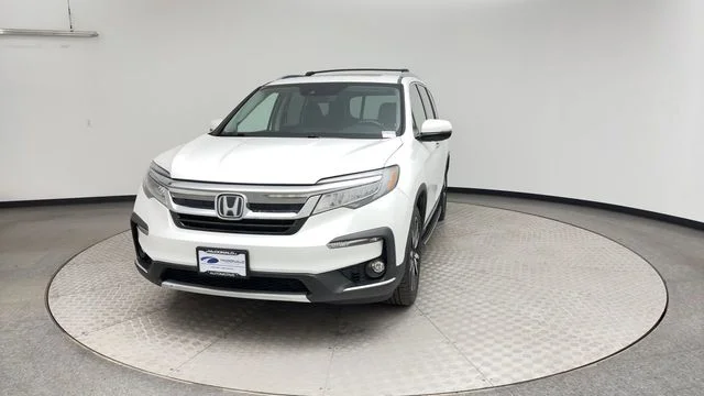 Used 2021 White Honda Touring image 7