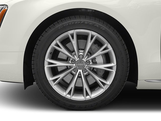 Used 2014  Audi 4.0T image 11