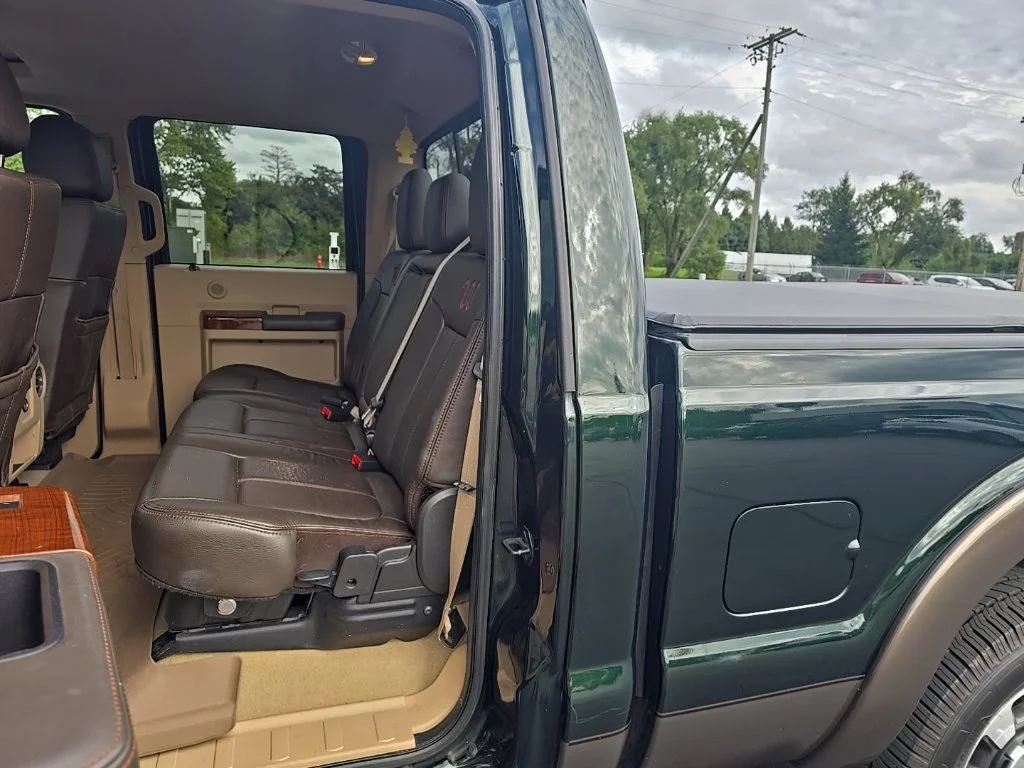 Used 2015 Green Ford King Ranch image 8