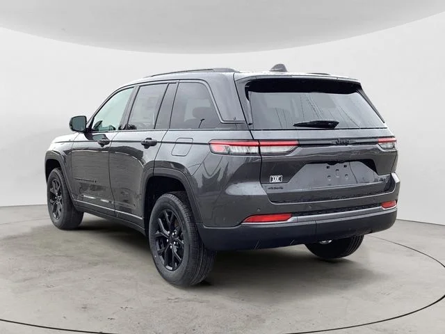 New 2026 Gray Metallic Jeep LAREDO ALTITUDE 4X4 image 3