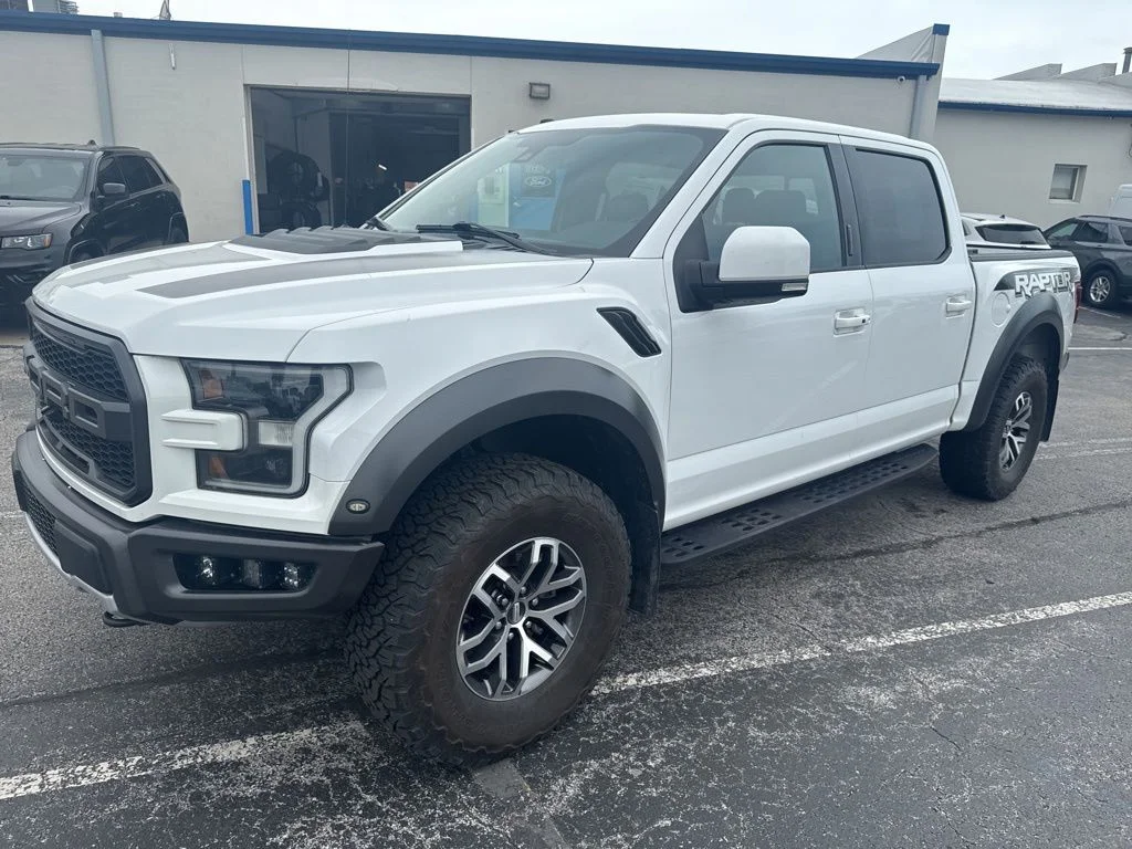 Used 2018 White Ford Raptor image 7