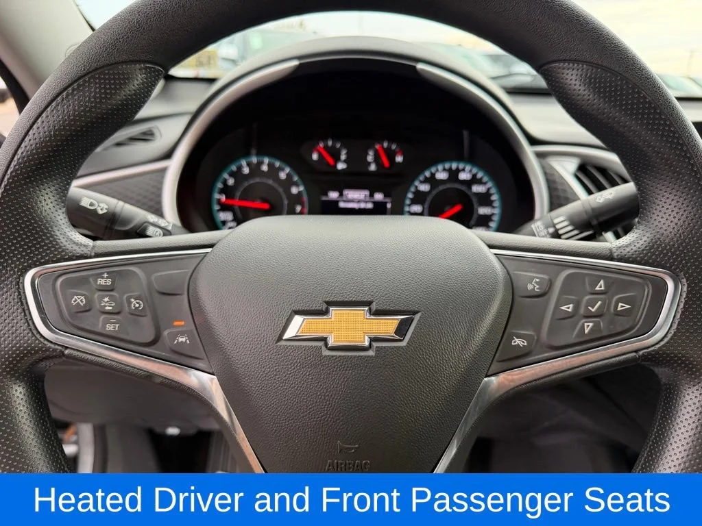 Used 2025 Sterling Gray Metallic Chevrolet 1LT image 17