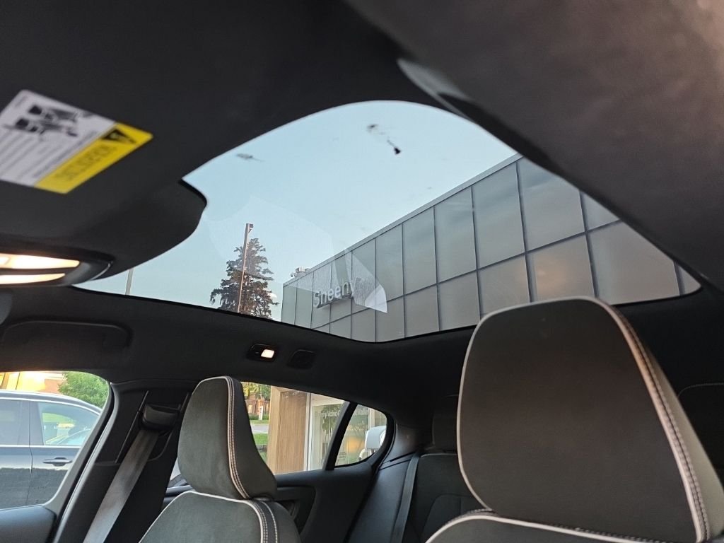Used 2023 Black Volvo Ultimate image 10
