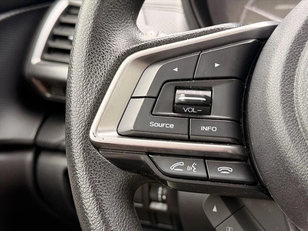 Used 2019 Green Subaru Base image 20