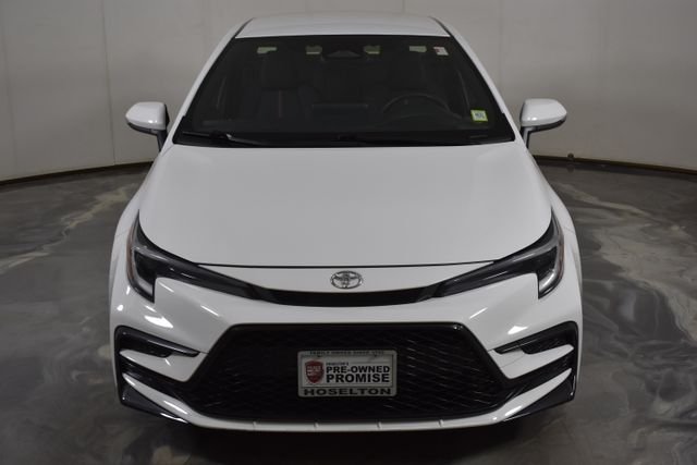 Used 2023 White Toyota SE image 13