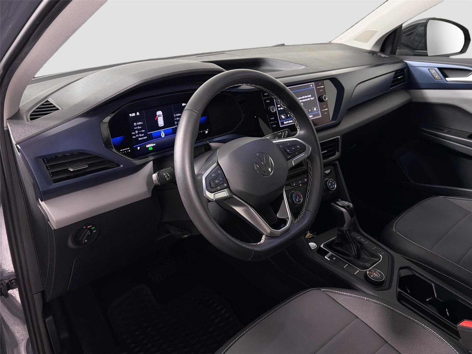 Used 2022 Pure Gray Volkswagen SE image 10