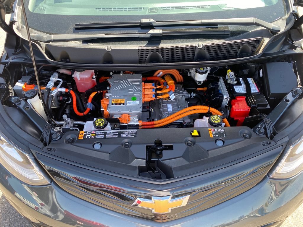 Used 2020 NIGHTFALL GRAY METALLIC Chevrolet LT image 22