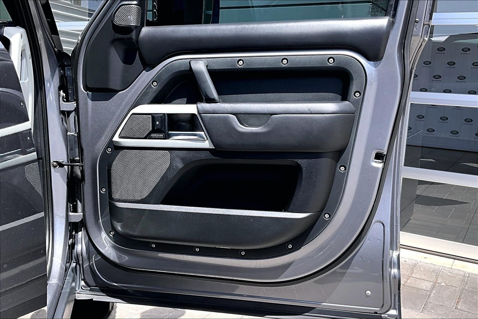 Used 2020 Gray Land Rover HSE image 24