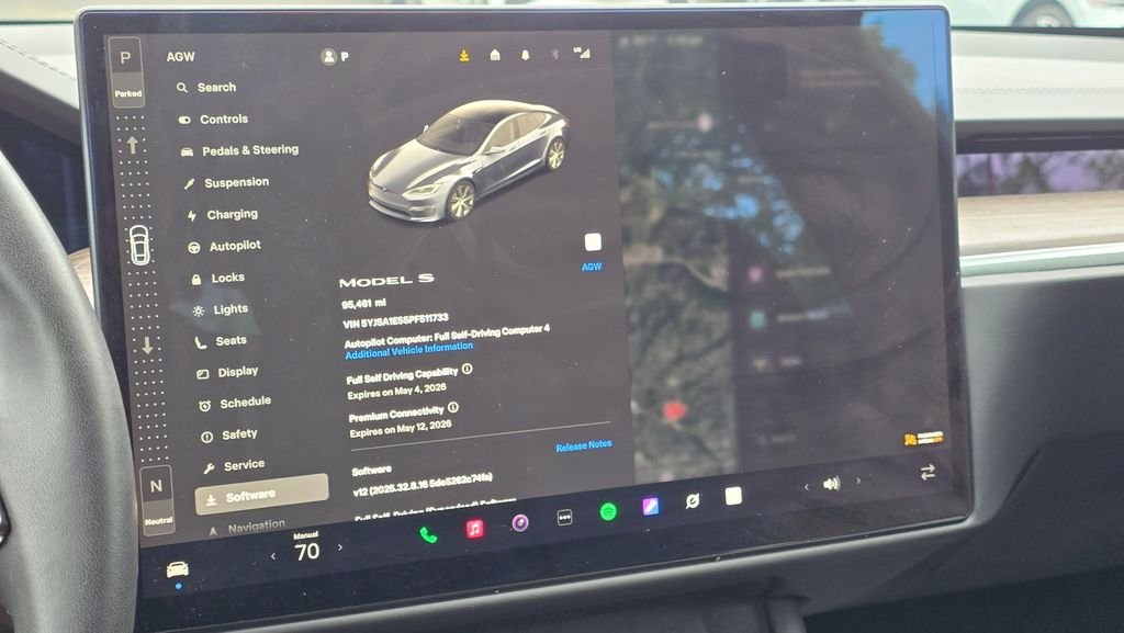 Used 2023 Stealth Gray Tesla  image 33