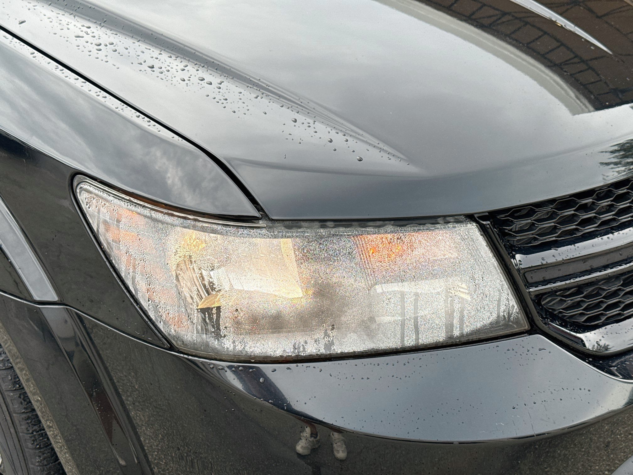 Used 2019 Pitch Black Clearcoat Dodge SE image 31