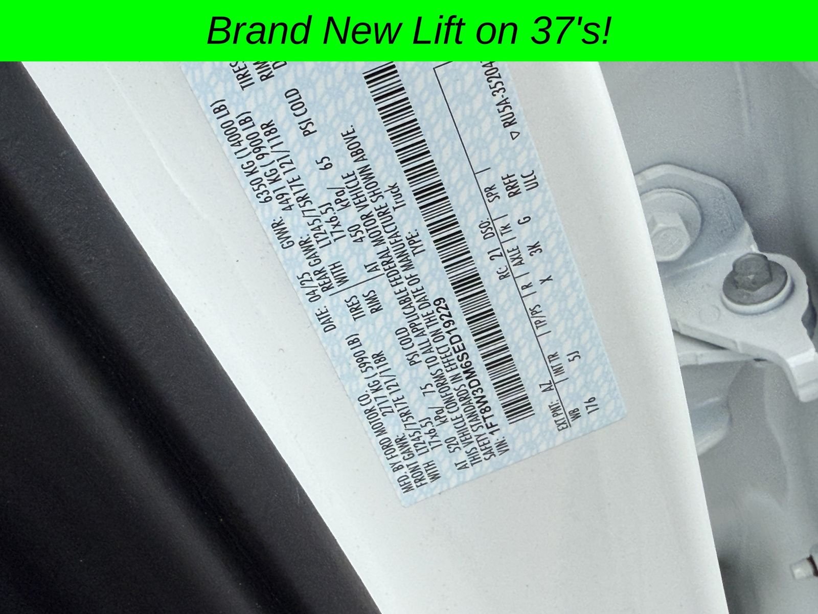 Used 2025 White Ford Lariat image 42