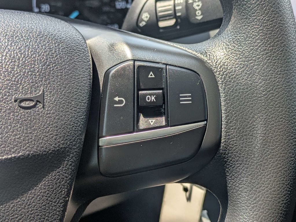Used 2022 Green Ford XL image 26