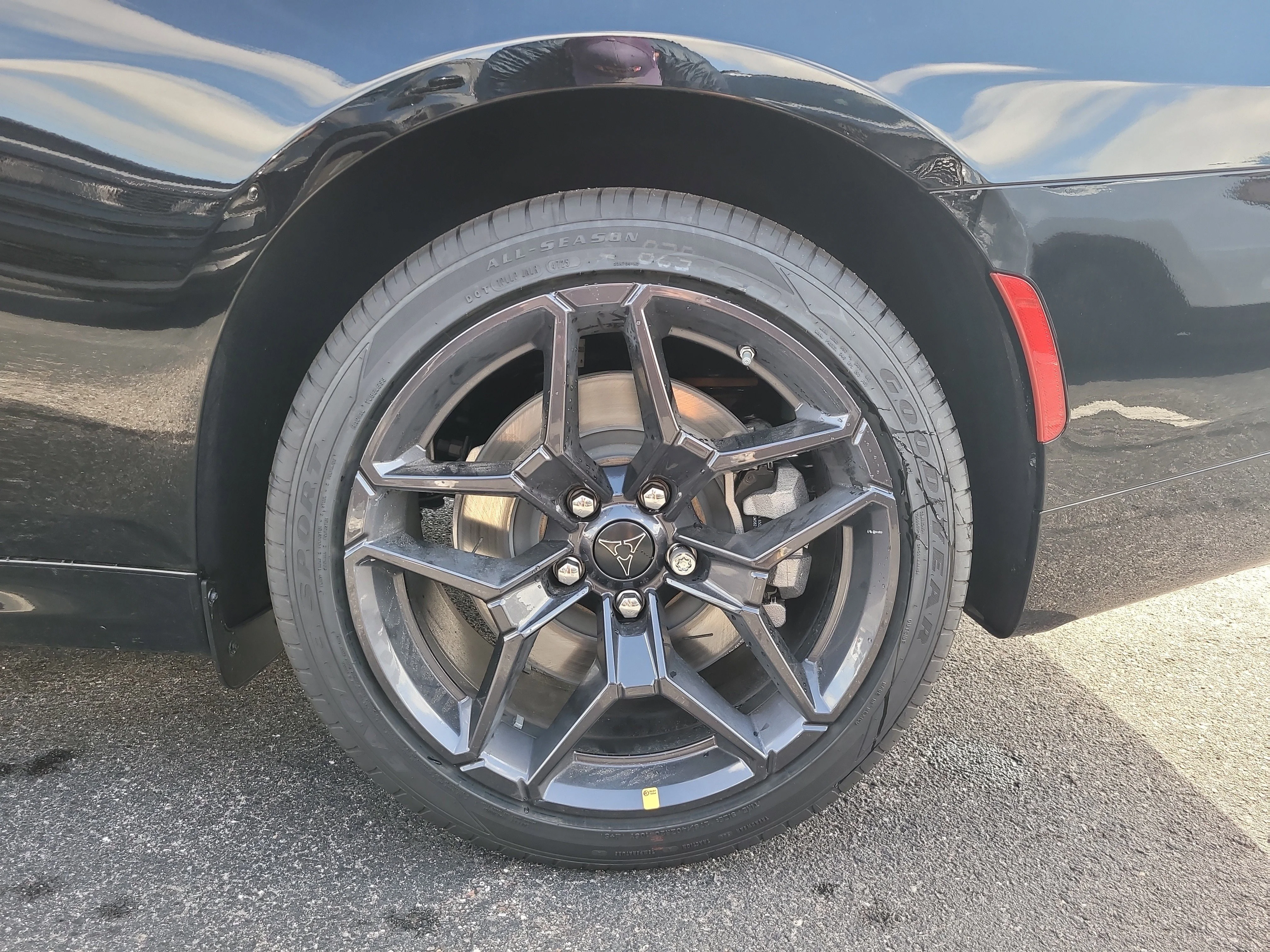 New 2026 Diamond Black Crystal Pearlcoat Dodge Scat Pack image 9