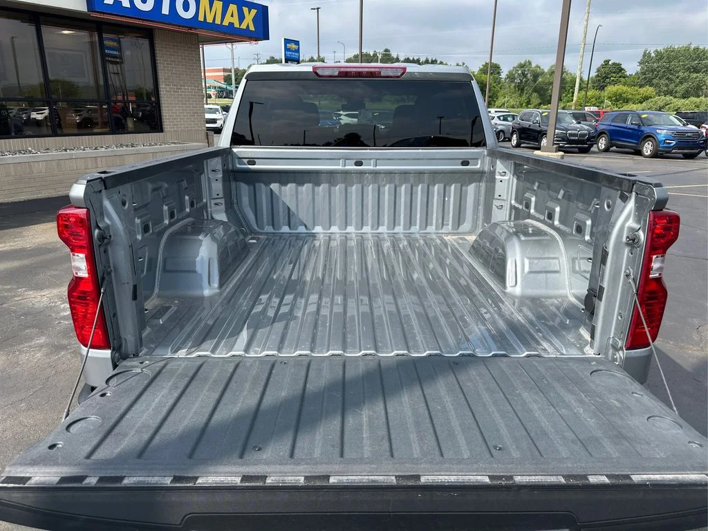 Used 2024 Sterling Gray Metallic Chevrolet LT image 32