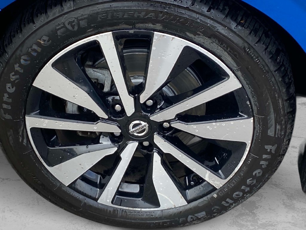 Used 2021 Blue Nissan SV image 30
