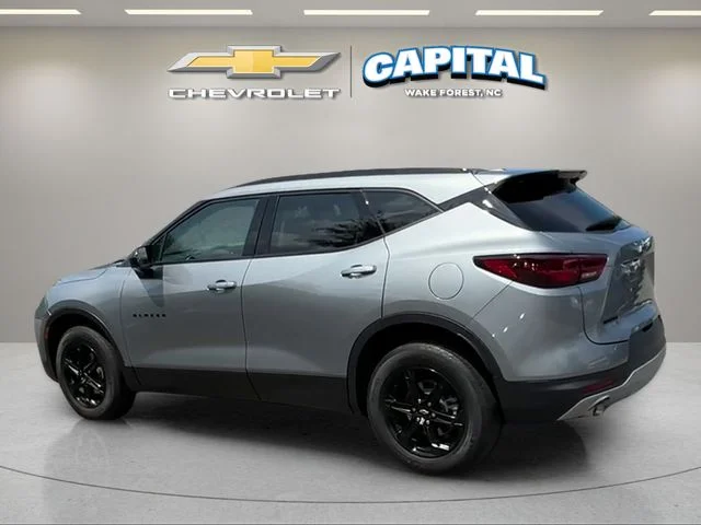 Used 2023 Gray Chevrolet LT image 3