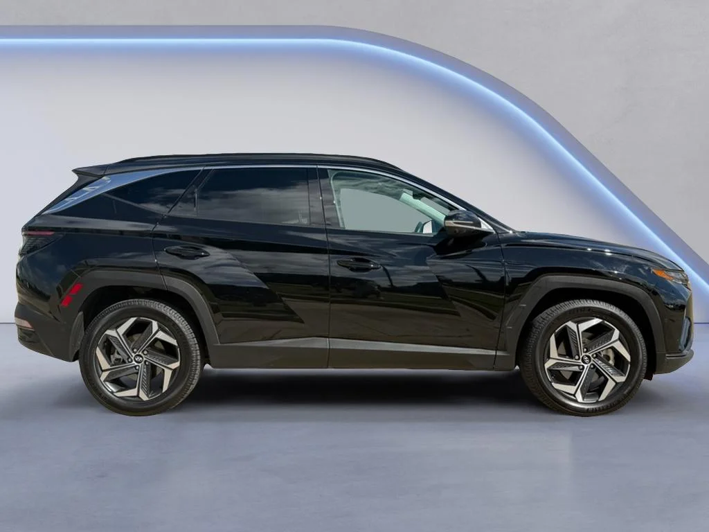 Used 2024 Black Pearl Hyundai Limited image 6