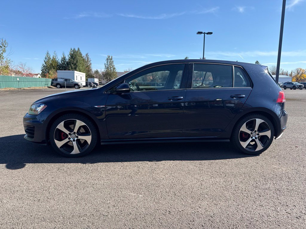 Used 2015 Night Blue Metallic Volkswagen 2.0T SE image 4