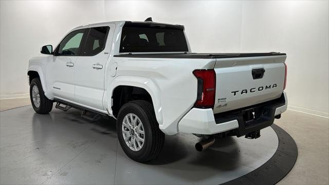 Certified Used 2025 ICE CAP Toyota SR5 image 7