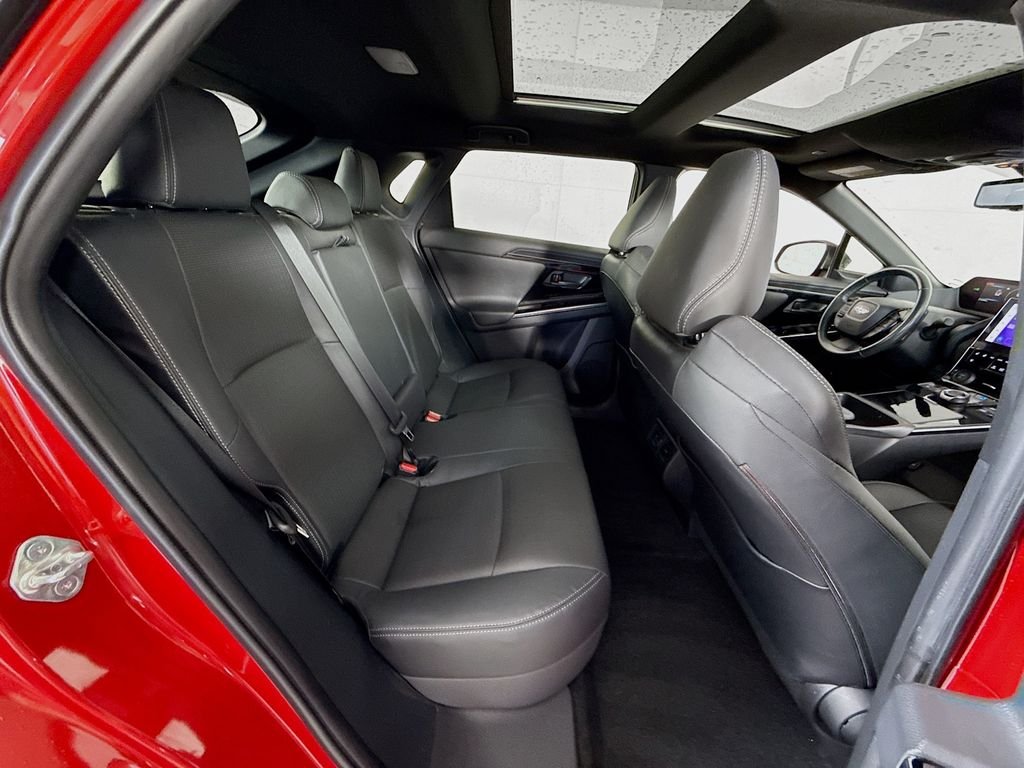 Used 2023 Elemental Red Pearl 2-Tone Subaru Touring image 29
