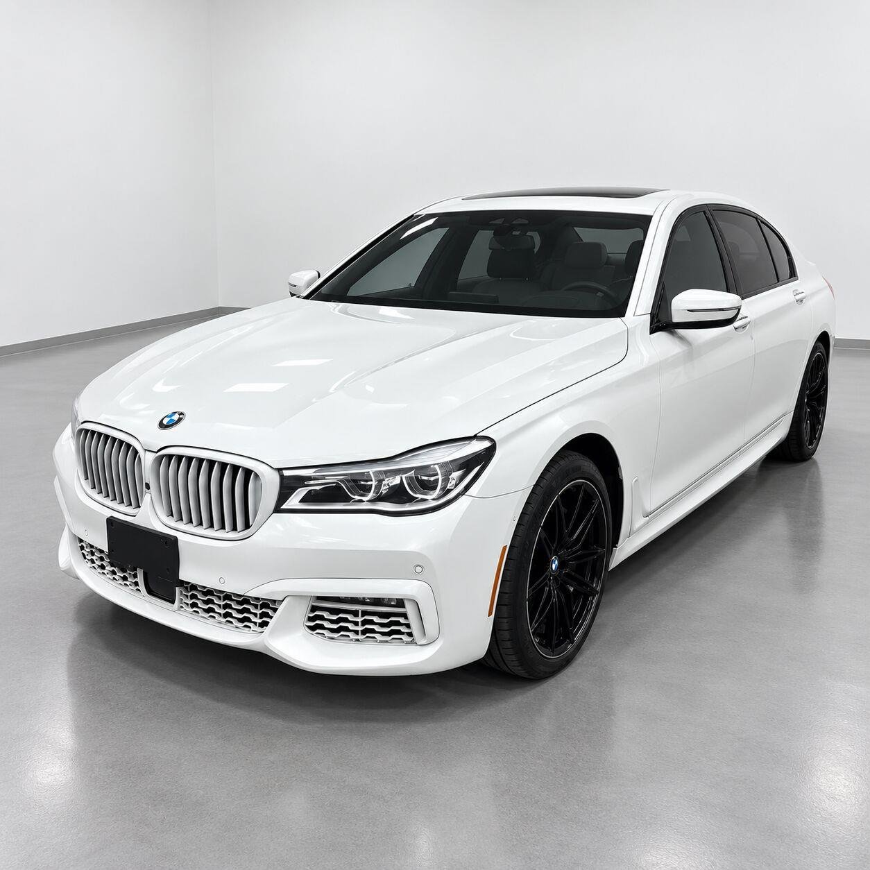 Used 2018 Alpine White BMW 750i xDrive image 1