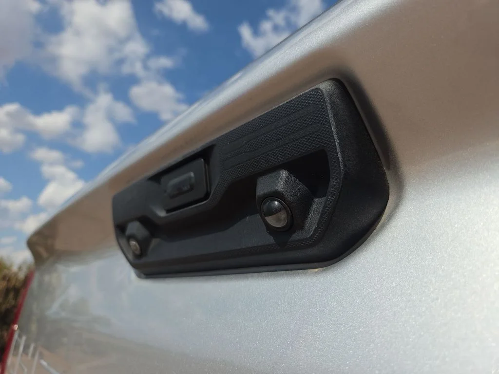 Used 2022 Silver Chevrolet LT image 28