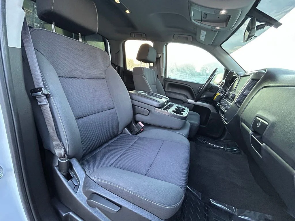 Certified Used 2017 Summit White Chevrolet LT image 27