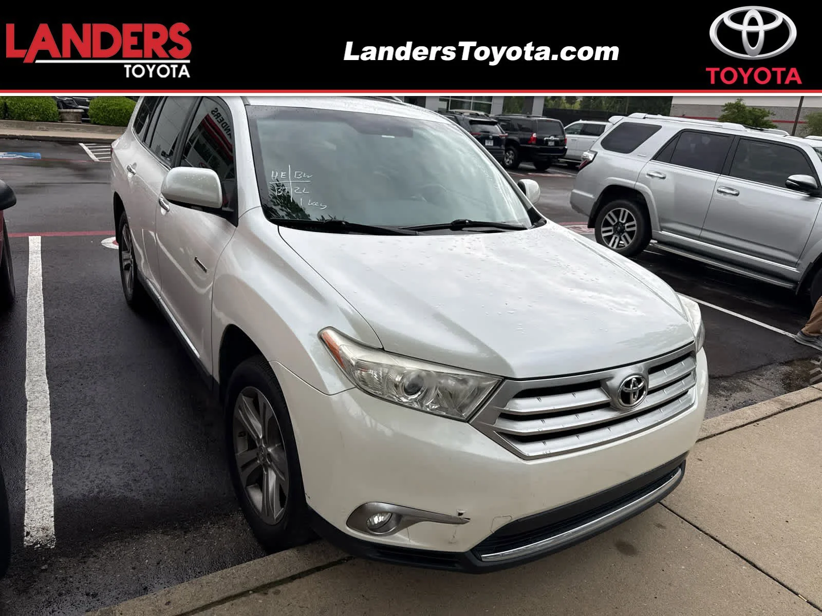 2011 Toyota Highlander Limited V6's photo
