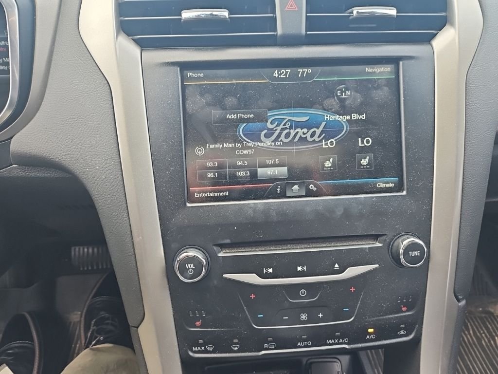 Used 2014  Ford SE image 31