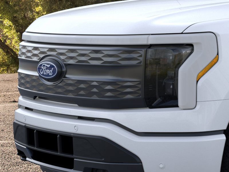 2025 Ford F-150 Lightning Lariat - Photo 39