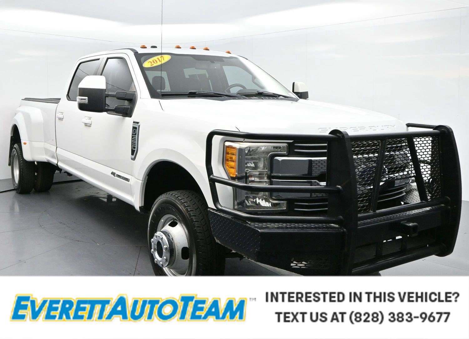 2017 Ford F-350 Super Duty Lariat Crew Cab LB DRW 4WD