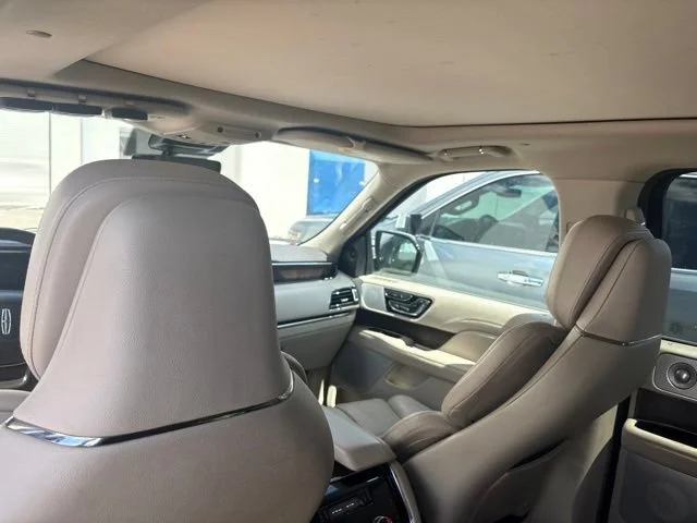 Used 2021 Gry Lincoln Reserve image 12