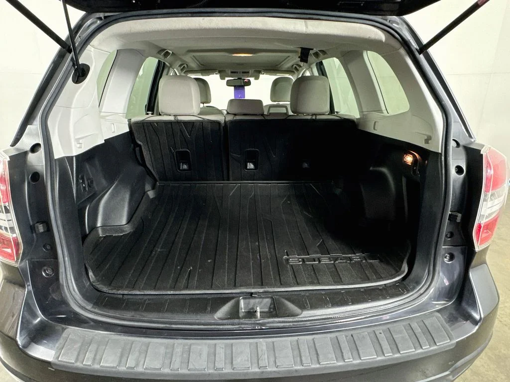 Used 2015 Gray Subaru 2.5i Touring image 31