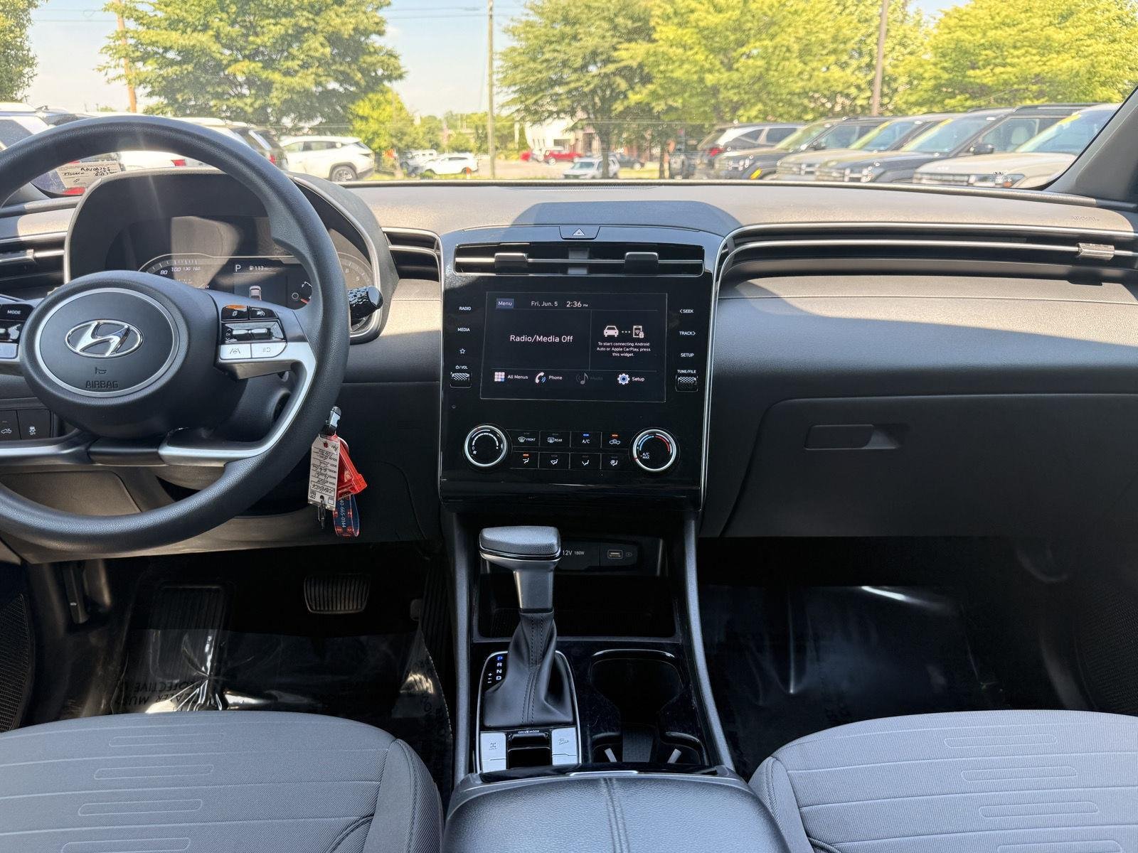 2024 Hyundai Santa Cruz SE - Photo 25