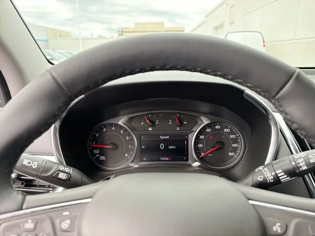 Used 2024 Summit White Chevrolet LT image 11