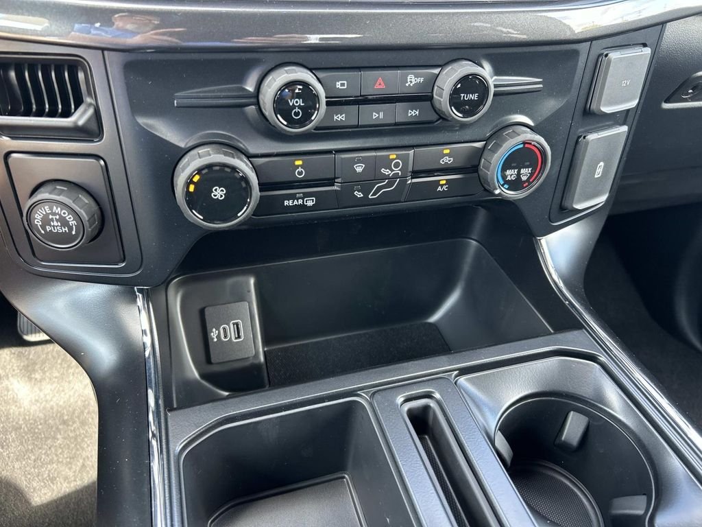 New 2026 Oxford White Ford STX® image 19