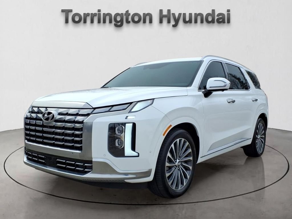 Used 2025 White Hyundai Calligraphy image 1