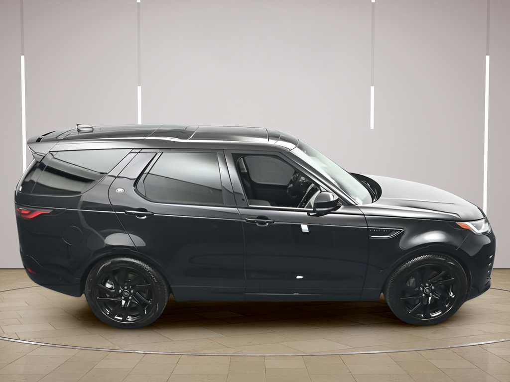Certified Used 2025 Black Land Rover Dynamic SE image 37