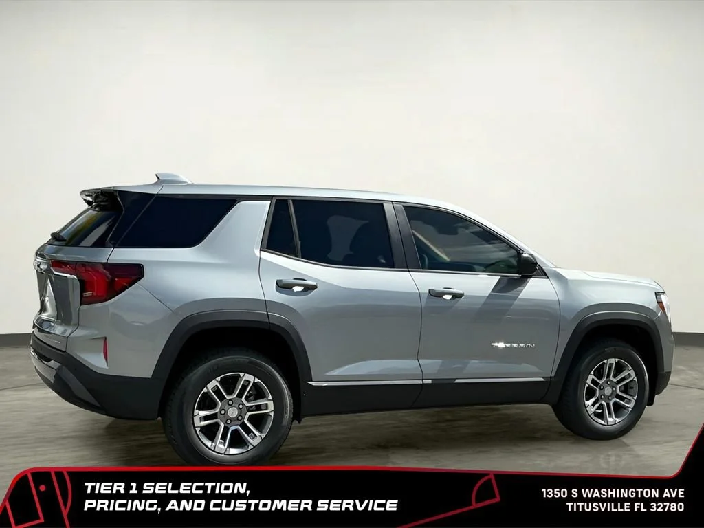 New 2026 Sterling Metallic GMC Elevation image 8