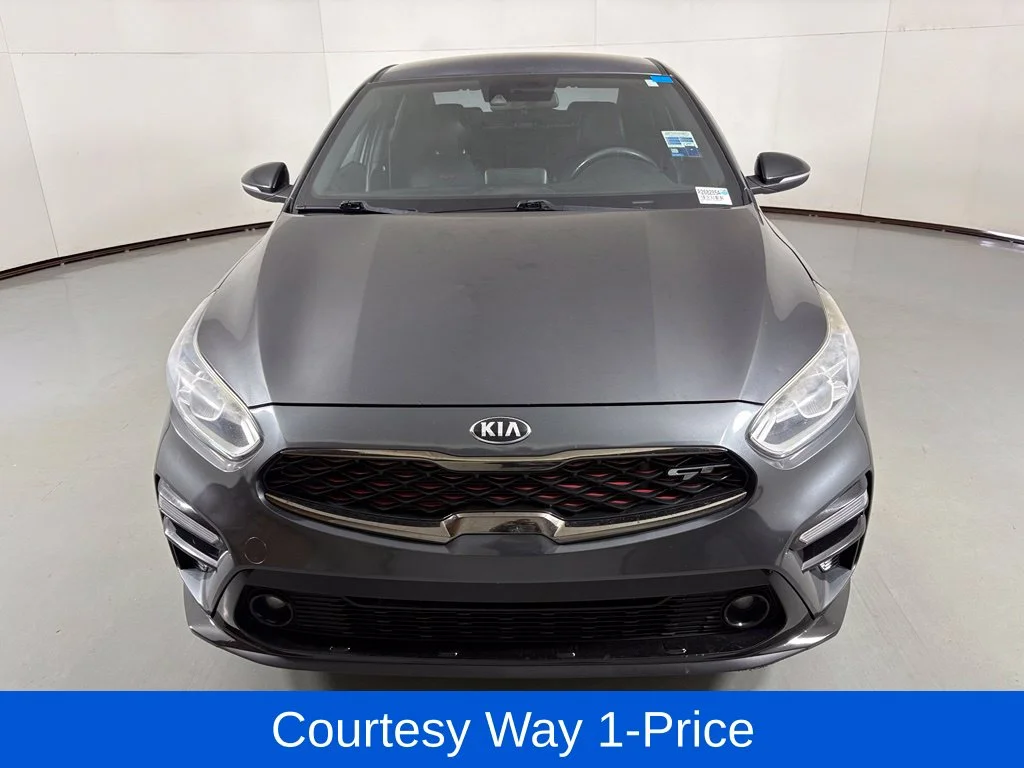 Used 2020 Gray Kia GT image 4