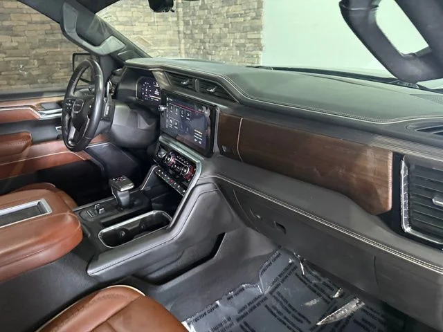 Used 2022 Titanium GMC Denali Ultimate image 25