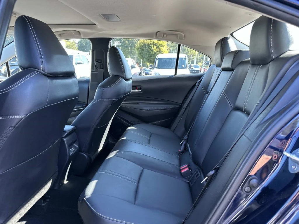 Certified Used 2025  Toyota XLE image 18