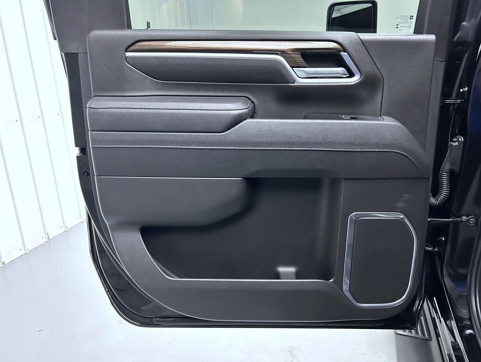 Used 2025 Black Chevrolet LT image 20