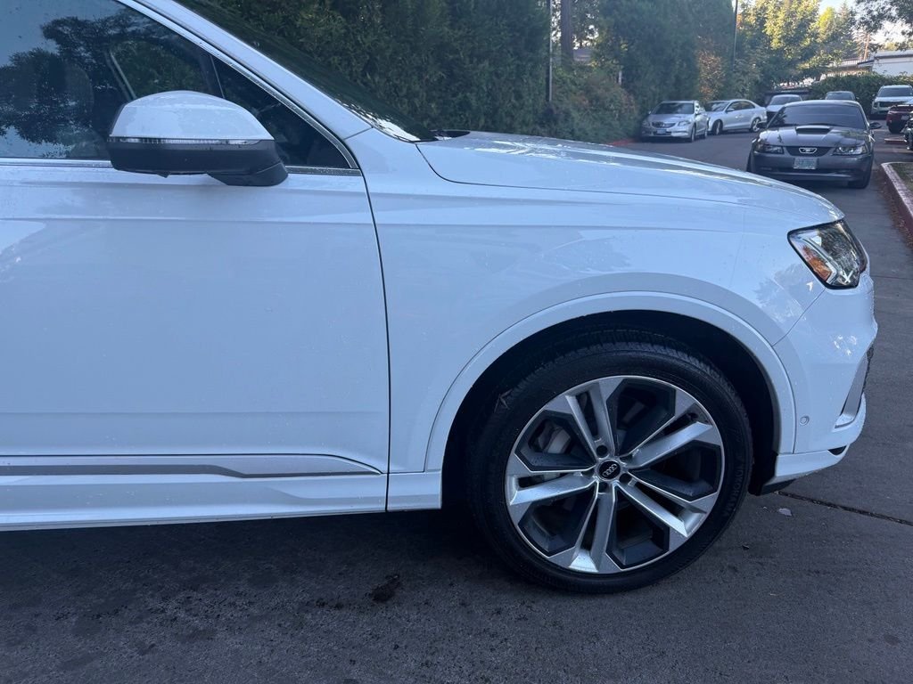 Used 2020 Glacier White Audi 55 Premium Plus image 3