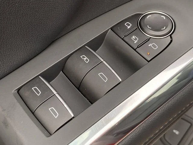 2026 Chevrolet Traverse High Country - Photo 22