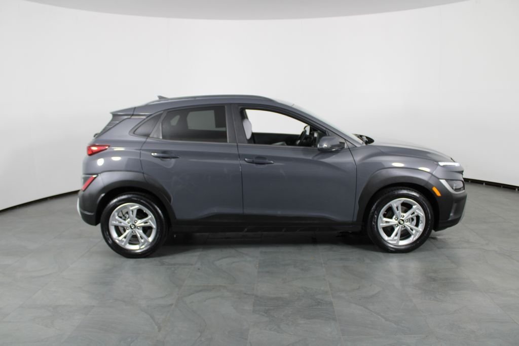 Used 2023 Gray Hyundai SEL image 10