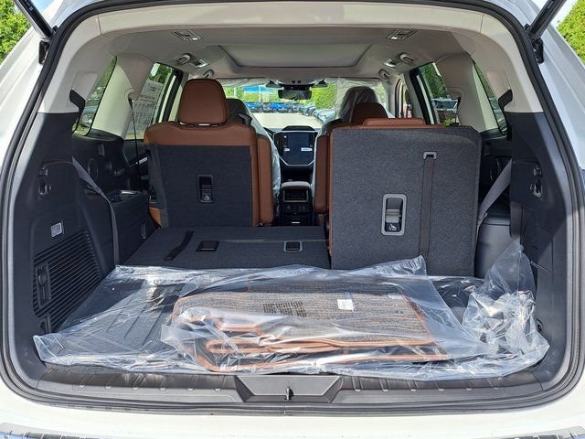 New 2026 CRYSTAL WHITE PEARL Subaru Touring 7-Passenger image 14