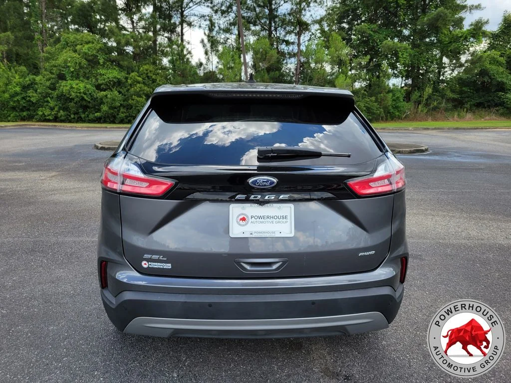 Used 2024 Gray Ford SEL image 4