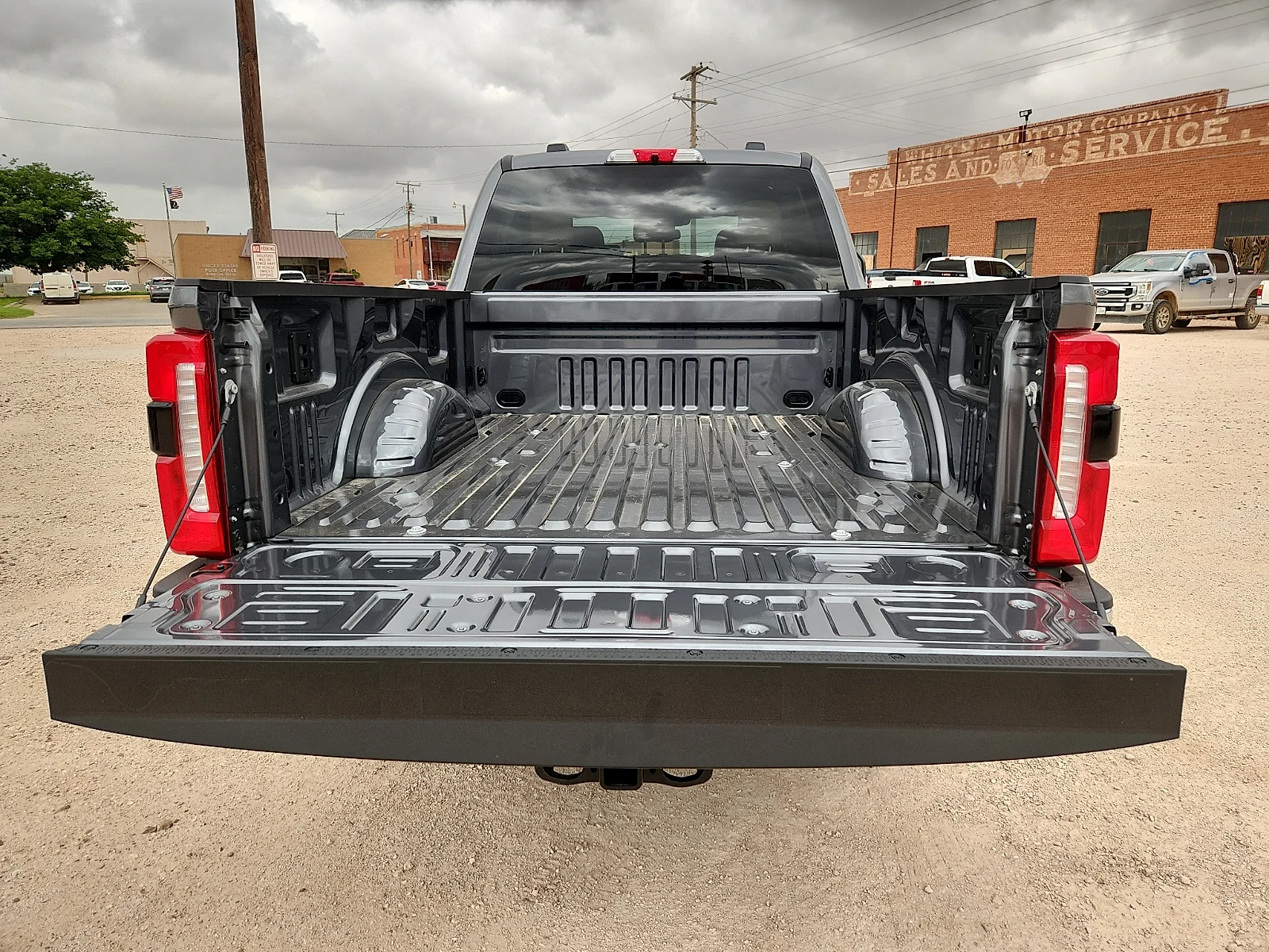 New 2026 Carbonized Gray Metallic Ford F-250® Lariat® image 12